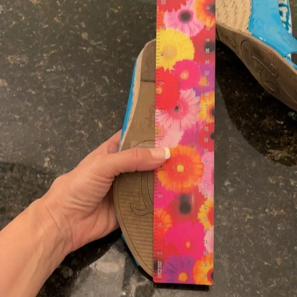 DexFlex Sz 8W Tiffany Blue Patent Espadrilles